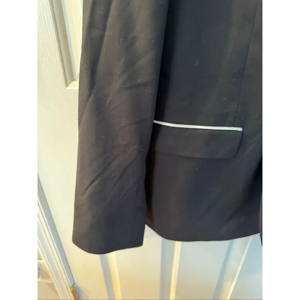 Karl Lagerfeld Black & Cream Satin Tuxedo Jacket sz 48R EUC
